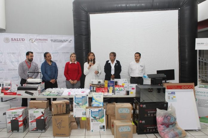 Fortalecen prevención de adicciones con material educativo