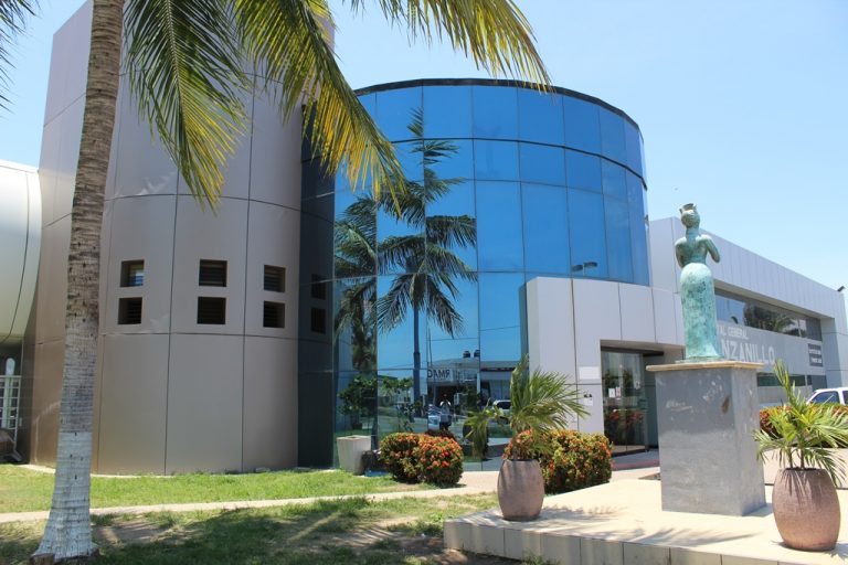 Detecta la Auditoria Superior de la Federación “pagos en exceso” por conceptos de obra no ejecutados en el Hospital Naval de Manzanillo