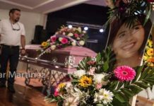 Asesino de Marbella asistió al funeral vistiendo una camiseta con leyenda ‘Ni una más’