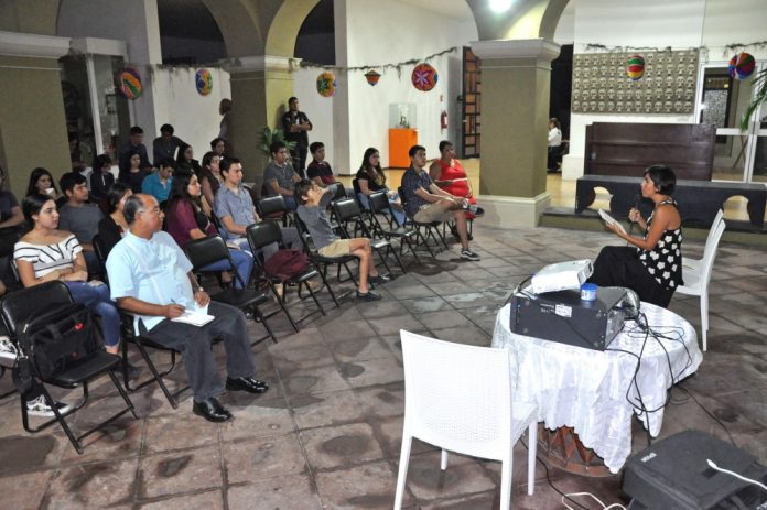 invitan a las charlas del programa Noche de encaladillas