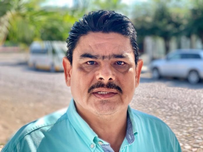 Hector García dirigente de CANACO tecoman