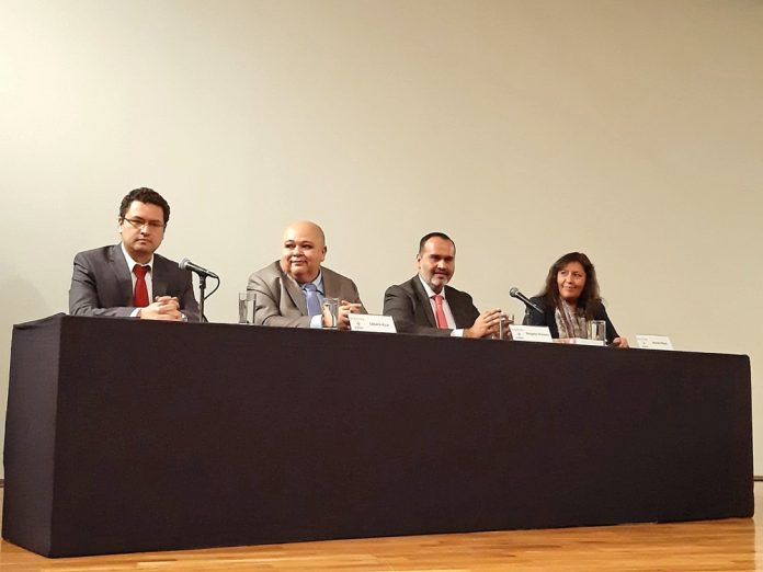 Michel Hernández , Lázaro Azar, Rogelio Álvarez y Maya Alcántara_Presentación de Libro