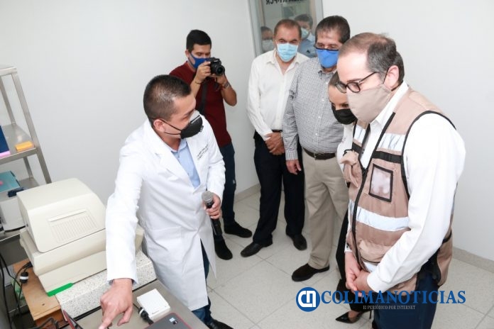 Conoce gobernador laboratorio molecular de la UdeC_a