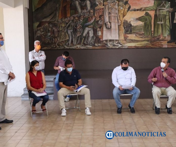 Felipe Cruz Atiende a Ciudadanos de la Colonia Villas Diamante