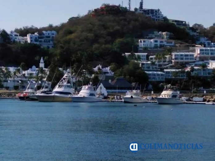embarcaciones en manzanillo