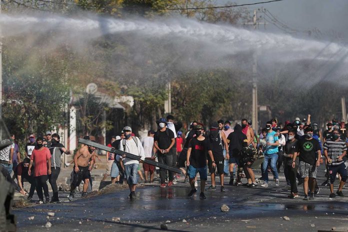 protestas en chile por falta de alimentos y trabajo