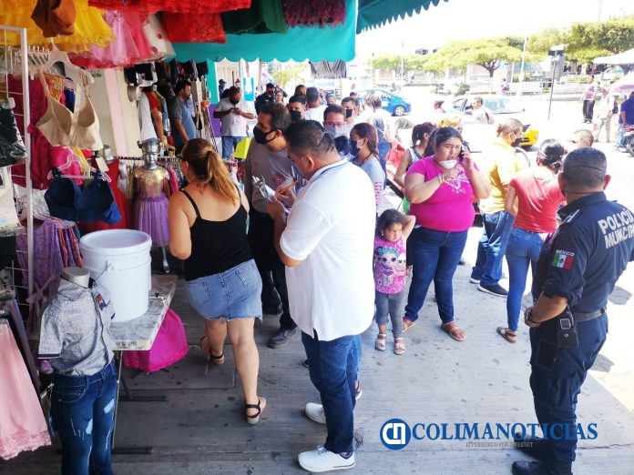 COMERCIANTES DE TECOMAN SIN APOYOS FEDERALES