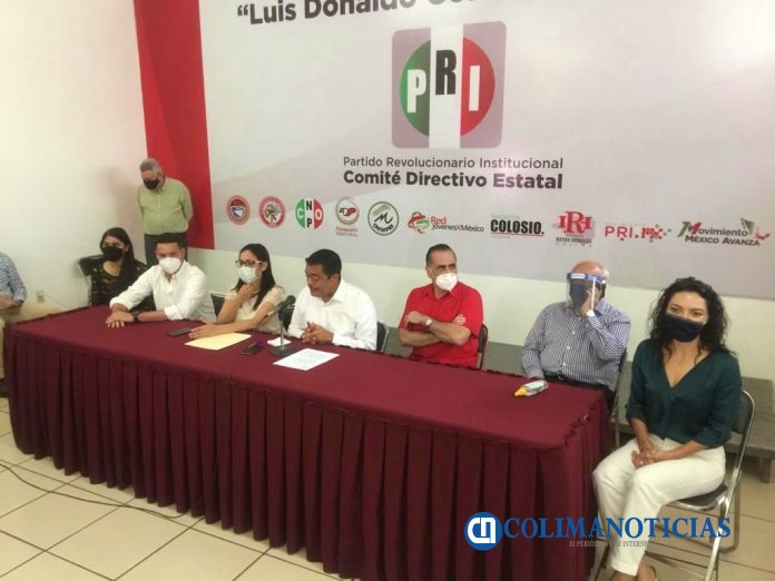 Enrique Rojas presenta licencia como presidente del PRI Colima