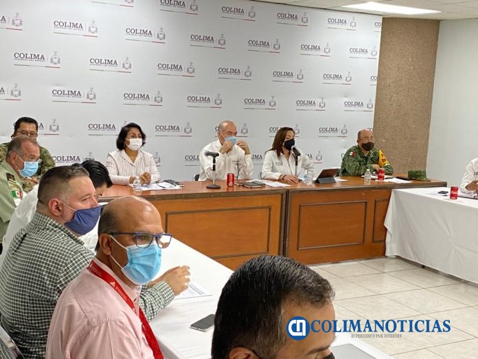 Salud_Acuerda Gobierno con Manzanillo2