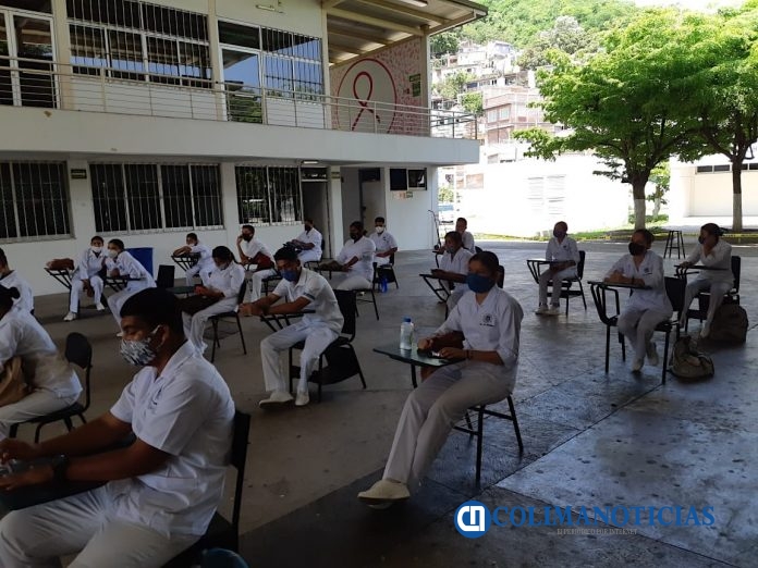 Asigna plazas de S Social a pasantes de Enfermería