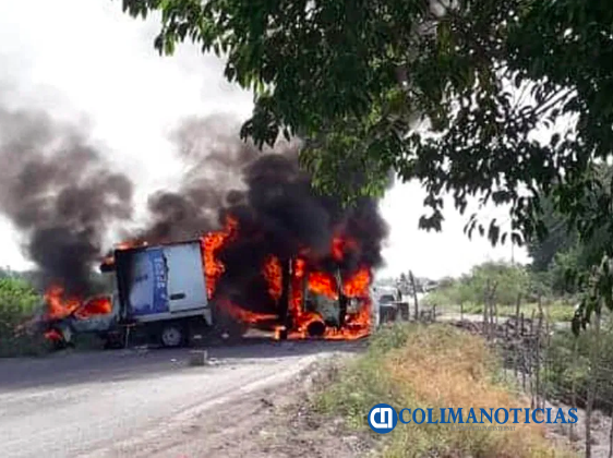 Bloqueos y quema de autos
