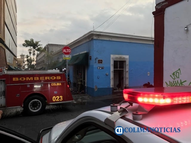 Incendio en negocio colima 3