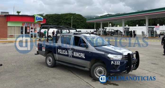 Acribillan a un hombre en gasolinera de Santiago