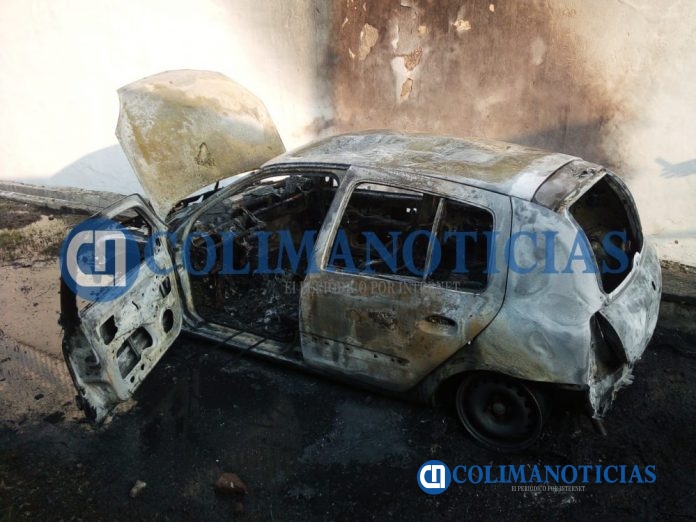 Controlan incendio de un vehículo en El Fovissste