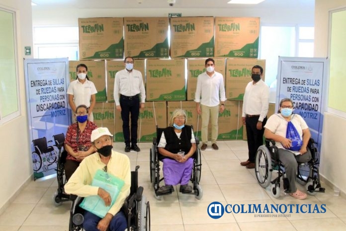 Da arranque Gobernador a entrega de sillas de ruedas a personas con discapacidad
