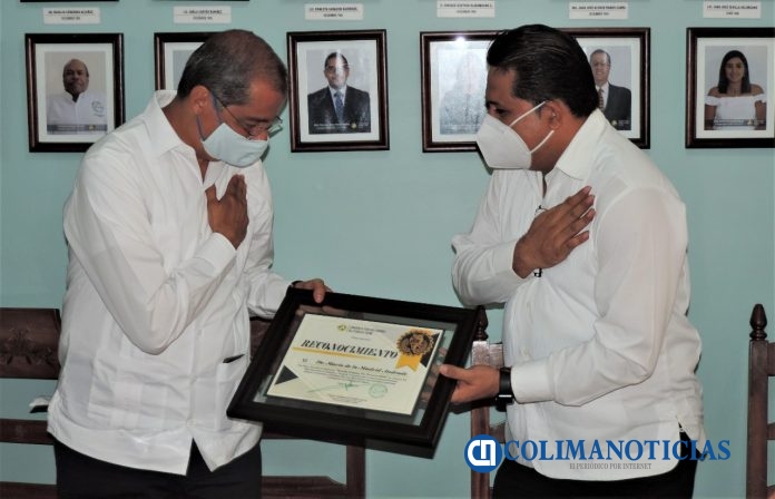 Entrega CDHEC 'Medalla Insignia Pro Persona 2020' al Dr. Mario de la Madrid