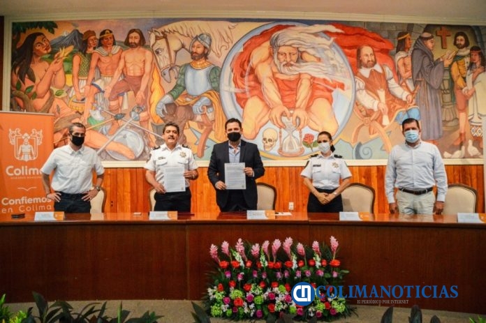 Firma de convenio de colaboración entre Ayuntamiento de Colima y el Servicio de Protección Federal