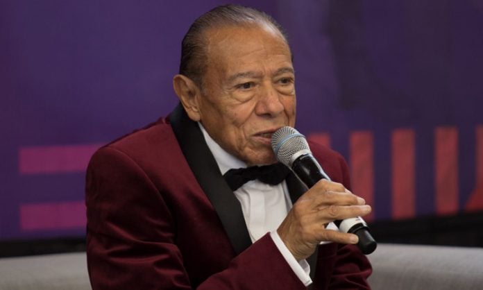 La Sonora Santanera, Andrés Terrones