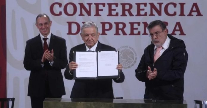 Andrés Manuel López Obrador presentará al Senado de la República una solicitud