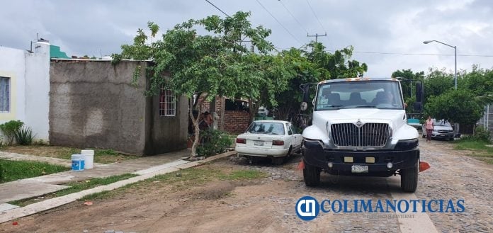 Apoya Virgilio Mendoza con pipas de agua a colonias afectadas por 'Hernán' (1)
