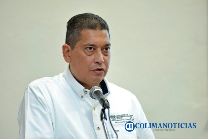 Juan José Contreras Castillo_Apoya UdeC educación de calidad con asesorías y herramientas digitales_Foto archivo_DGPr