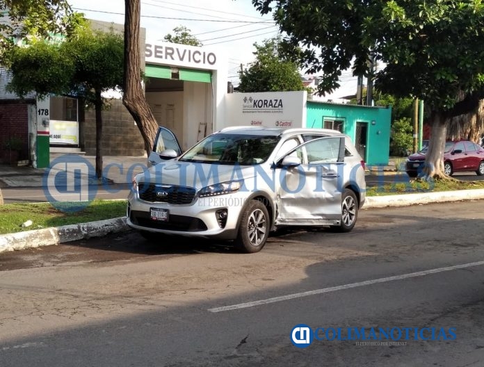 Patrulla de la Policía Estatal se impacta contra otro vehículo 3