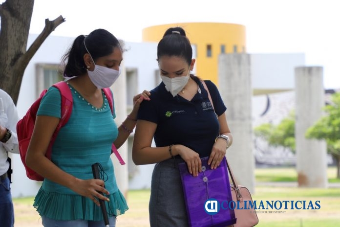Libia Villegas_Apoya UdeC alumnos con discapacidad_a