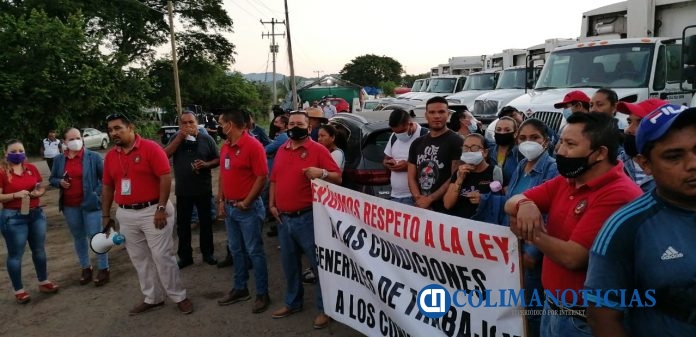 Paran labores trabajadores de Servicios Públicos Municipales en Manzanillo5