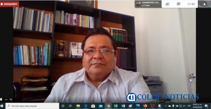 Realizan estudiantes proyectos de tesis con empresas_Alejandro Rodríguez Vázquez