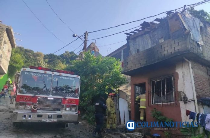 bomberos en Manzanillo incendio de casa 1