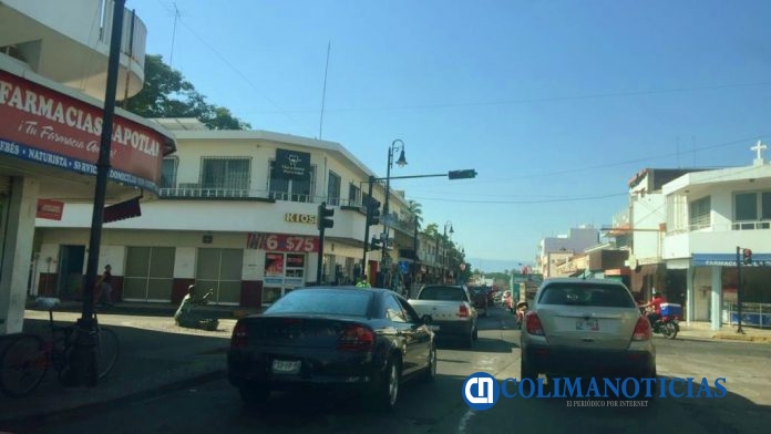 Evite transitar por calle Filomeno Medina del centro de Colima3