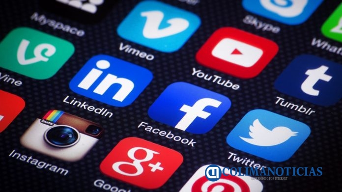 REDES SOCIALES