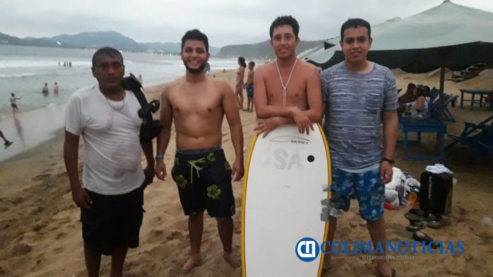 Salvan a 4 personas de las corrientes marinas de la zona de playa de oro en Miramar
