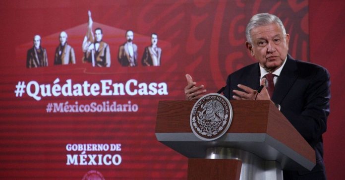 Andrés Manuel López Obrador, presidente de México durante la conferencia matutina en Palacio Nacional. Hoy también cumple años.