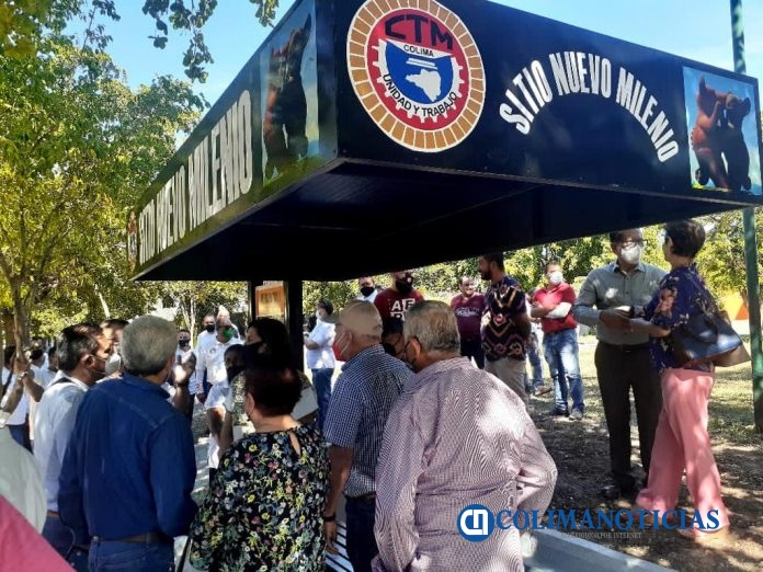 Instalan el primer paradero de taxis CTM en colonias populares3