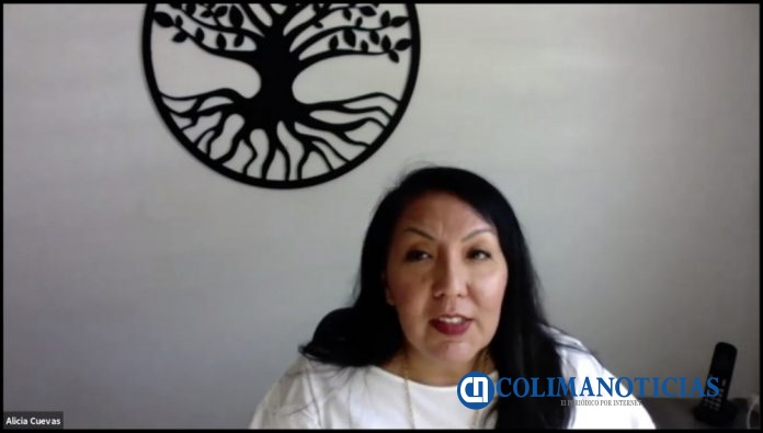 Presentan dos libros en la FALCOM_Alicia Cuevas