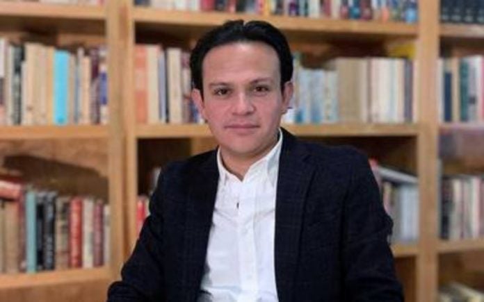 escritor Juan Rivera Arroyo_premio