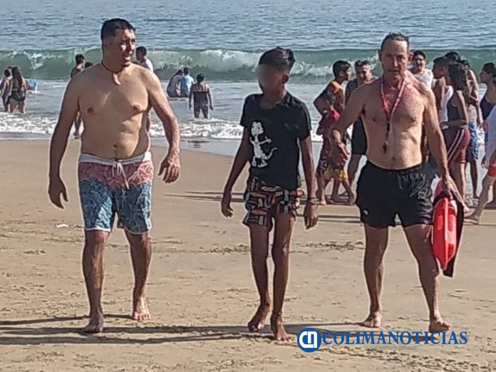 rescatana menor de playa