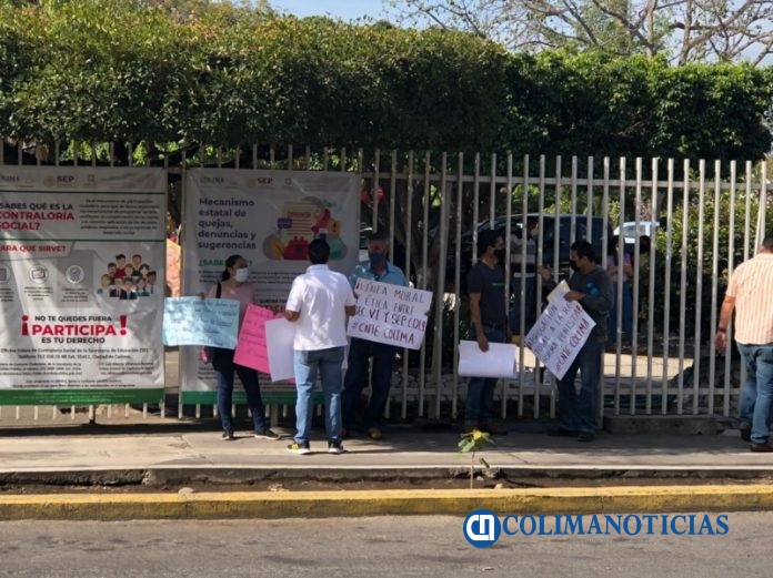 CNTE Colima manifestacion