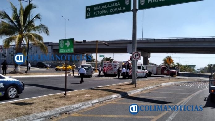 Fuerte choque frente al Complejo Administrativo deja dos lesionados33