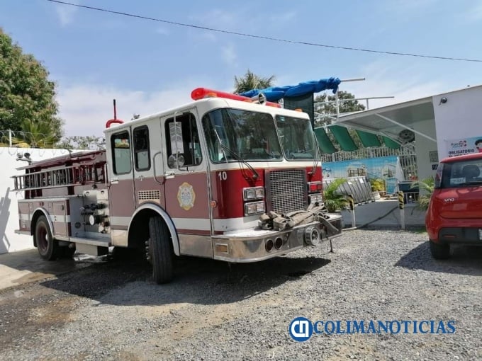 incendio en Salagua - bomberos