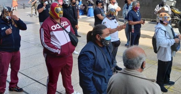 Marchan luchadores en la CDMX