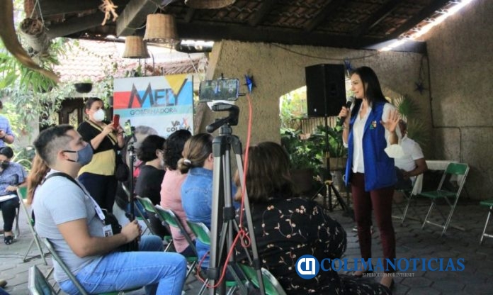 Vecinos de Guadalajarita y mely