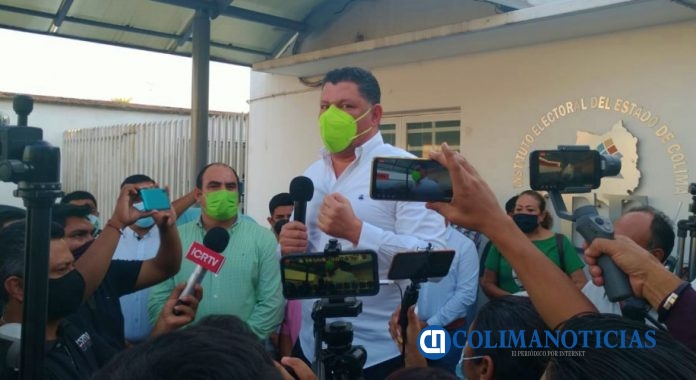 Virgilio Mendoza registro en IEE
