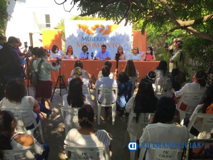 mujeres en movimiento