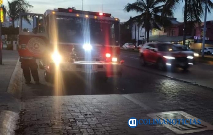 Bomberos Manzanillo - alcantarilla