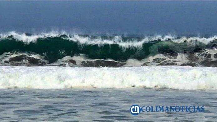 MAREJADAS EN LA COSTA COLIMENSE4