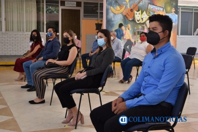 Reciben reconocimiento los mejores promedios del egreso febrero 2021 del TEC de Colima