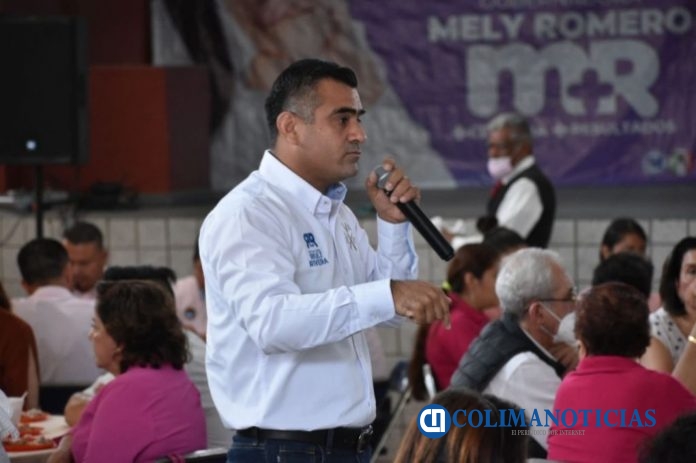 Riult Rivera platica con trabajadores de CTM 6