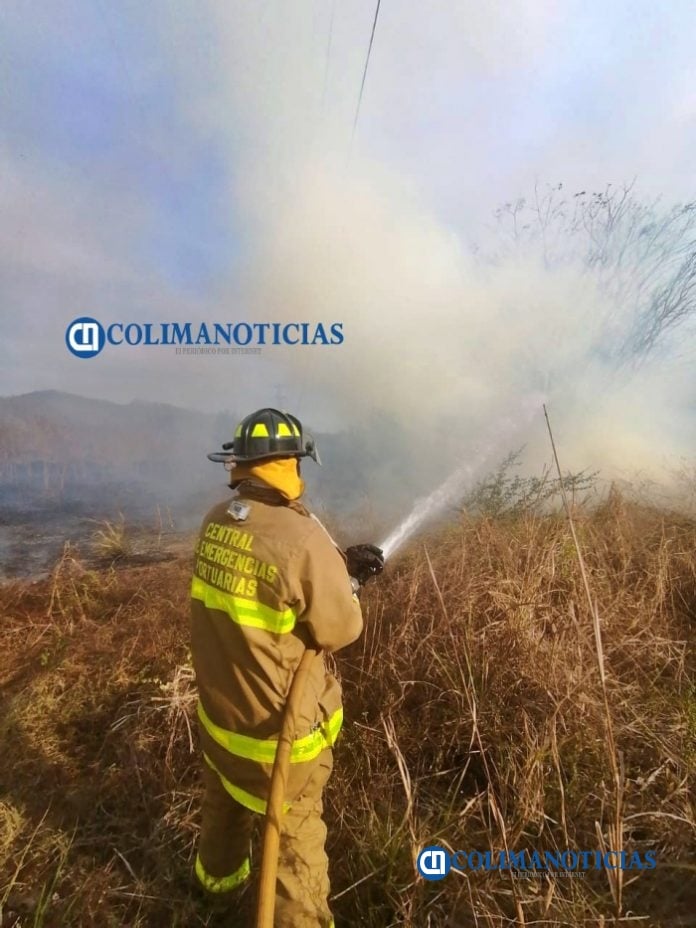Salvan bomberos de API instalaciones de la UTEM04